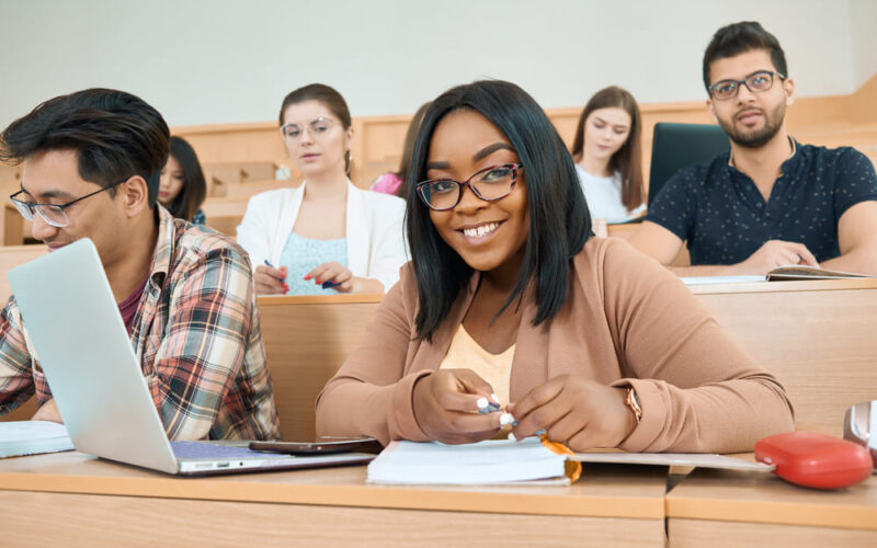 Derecho en crecimiento: estudia en la Universidad Latina de Ciudad de Panamá